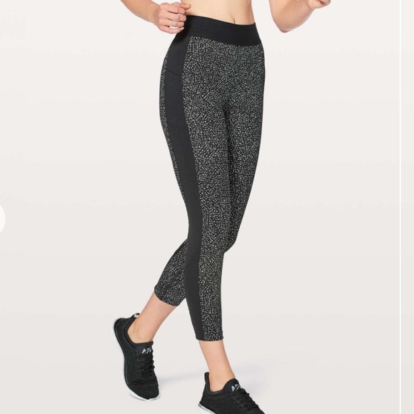 lululemon athletica Pants - • {Lululemon} Box It Out Tight 6 •